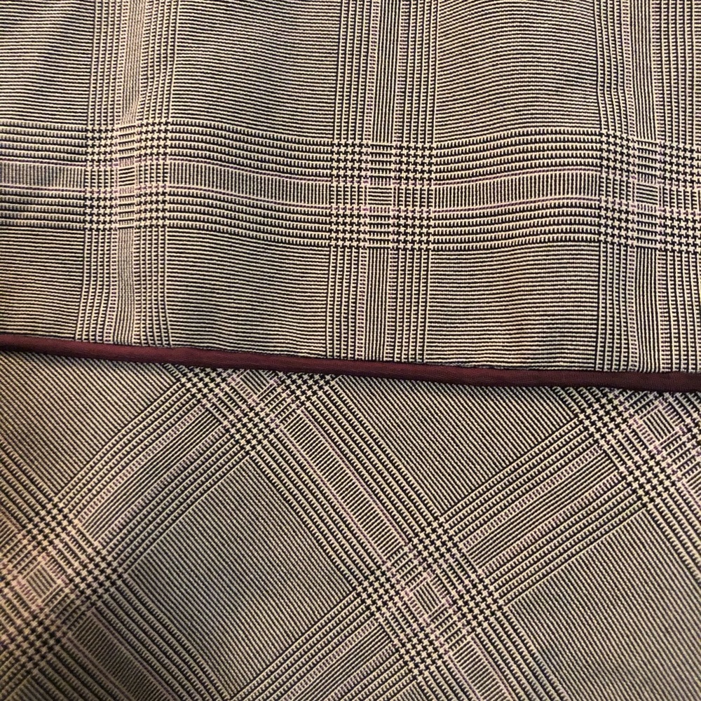 Grey and purple plaid fully lined skirt - Picture 6 of 6